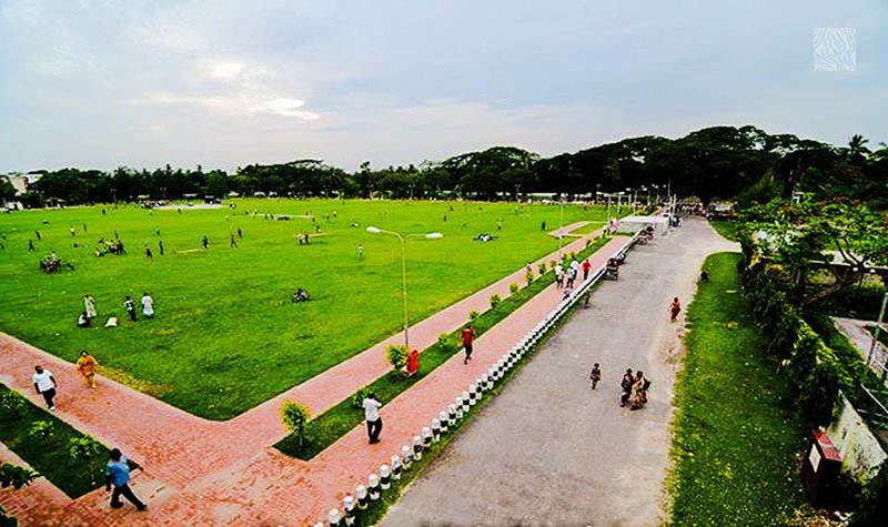 Bell's-Park-at-Barisal-(Bangabandhu-Uddan)-copy