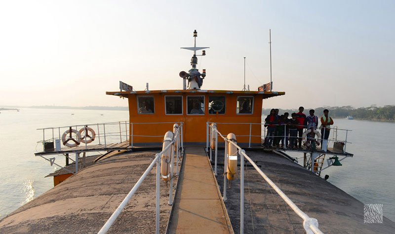 Captain's-Deck-of-Paddle-Wheel-Steamer-(Rocket-Steamer)